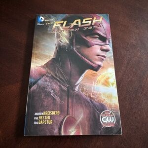 DC Comics The Flash Season Zero Paperpack Comic Book 2015